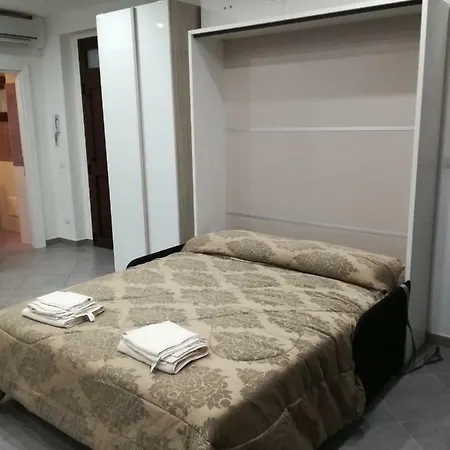 Monolocale In Pieno Centro Storico 아파트 보르고마네로